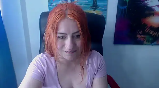 Snapshot of XxMiaSexxyHotxX chatting on January 22, 7:56 pm XxMiaSexxyHotxX online show from January 22, 7:56 pm