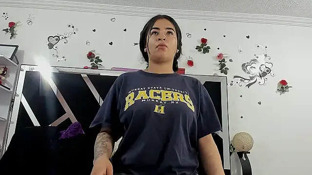 Snapshot of abby_eemily chatting on October 25, 12:13 pm abby eemily online show from October 25, 12:13 pm