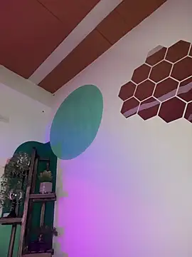 LollaByer online show from November 9, 9:02 pm