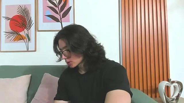 Snapshot of AngelBennet_ chatting on January 18, 2:36 am AngelBennet online show from January 18, 2:36 am