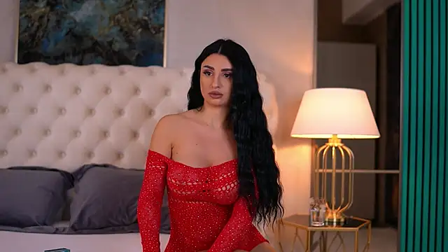 IsabelleHunt online show from February 6, 5:46 am