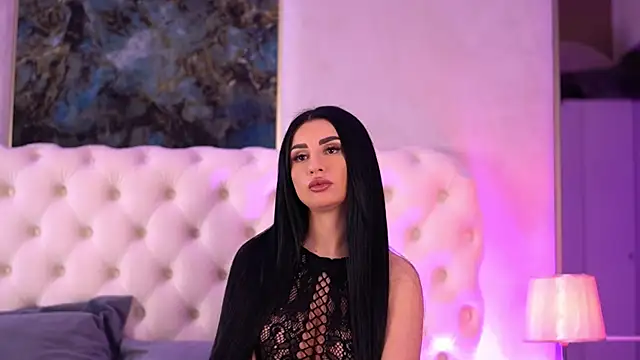 IsabelleHunt online show from March 21, 4:39 am