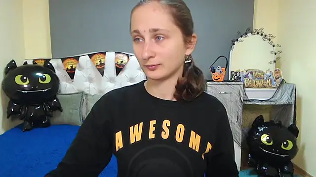 MichelLeee online show from October 21, 11:11 am