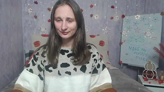 MichelLeee online show from November 12, 12:05 pm