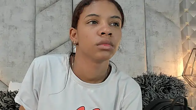 AshleyHill2 online show from January 14, 4:07 am