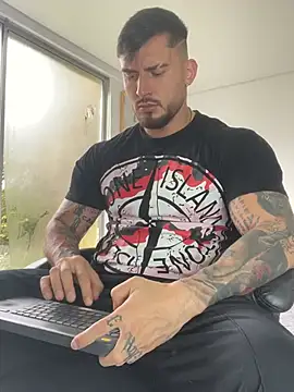 DimitriSullivan  online show from February 3, 1:05 pm