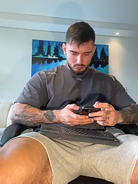 DimitriSullivan  online show from March 27, 1:44 pm