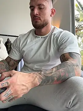DimitriSullivan  online show from June 25, 2:54 pm