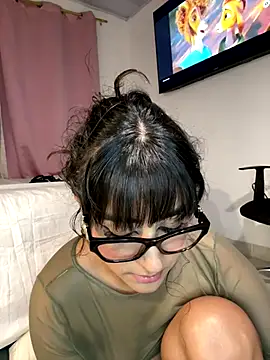 Snapshot of Lady_Rey chatting on November 28, 12:02 am Lady Rey online show from November 28, 12:02 am