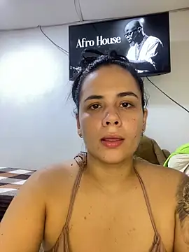 Leyna Kenet online show from December 15, 12:48 am