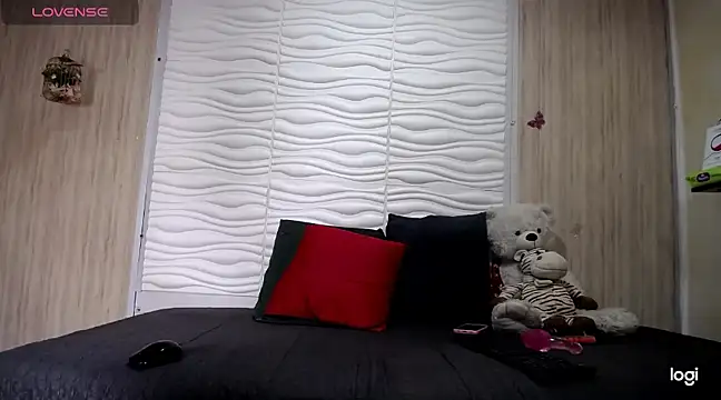 anthiamelisa online show from January 14, 11:48 pm