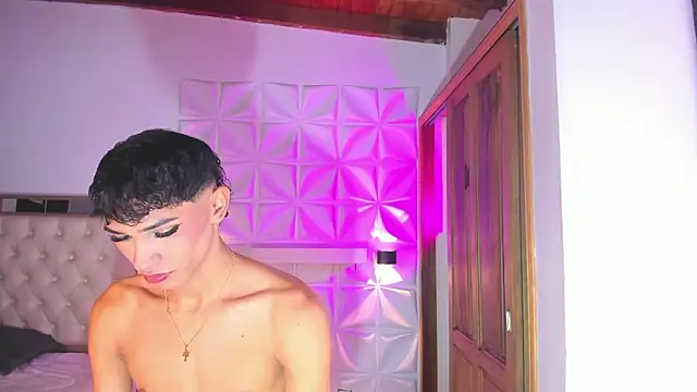 Snapshot of im_sebaslopez chatting on February 27, 8:20 pm im sebaslopez online show from February 27, 8:20 pm