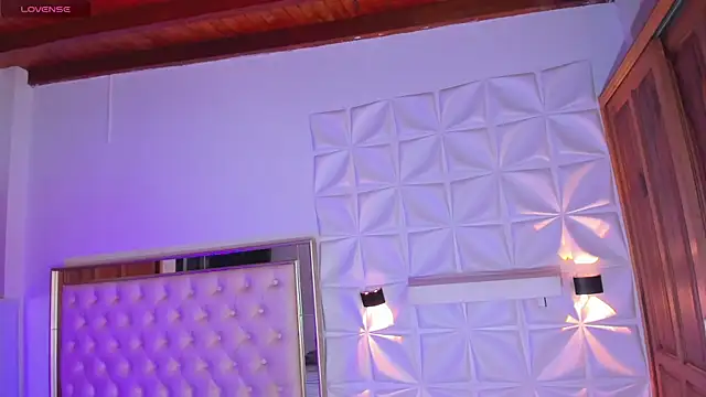 im sebaslopez online show from April 1, 7:44 pm