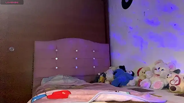 male couper online show from February 6, 1:21 am