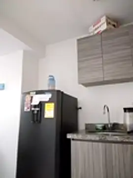 nicolle milf1978 online show from April 10, 11:59 am