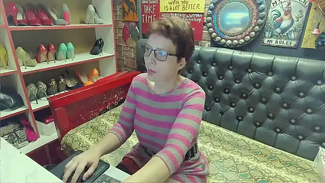 Lily4yourfun online show from April 30, 6:42 am