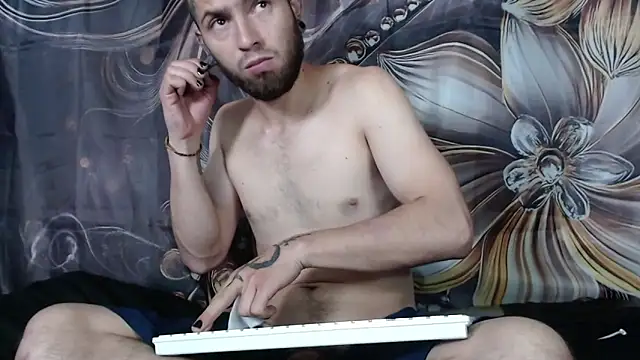 Snapshot of _Asmodeo666 chatting on February 15, 7:51 am Asmodeo666 online show from February 15, 7:51 am