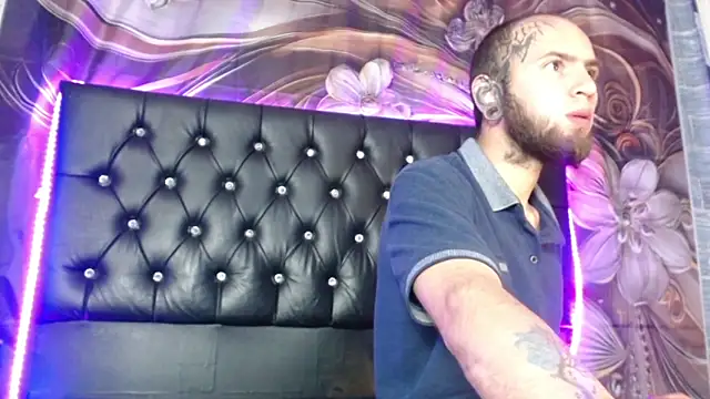 Snapshot of _Asmodeo666 chatting on February 28, 8:04 am Asmodeo666 online show from February 28, 8:04 am