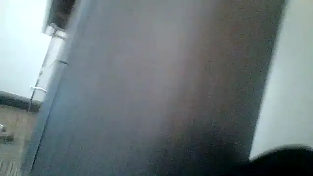 Snapshot of 1_chillguy chatting on October 3, 12:40 am 1 chillguy online show from October 3, 12:40 am