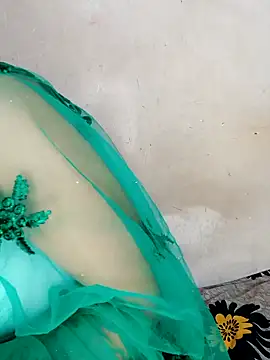 xpihu online show from April 14, 6:03 pm