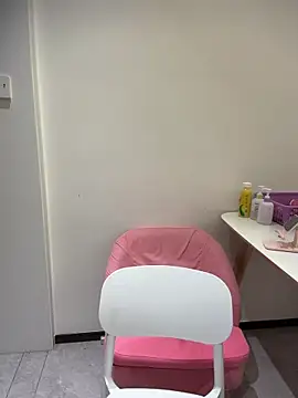 Selenaaaaa- online show from March 1, 6:37 am