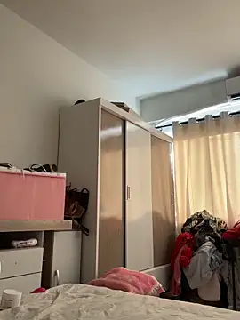 Morguisssz online show from February 10, 10:30 am