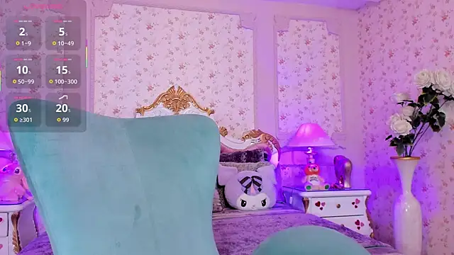 Snapshot of AllissonJames chatting on October 20, 11:32 am AllissonJames online show from October 20, 11:32 am