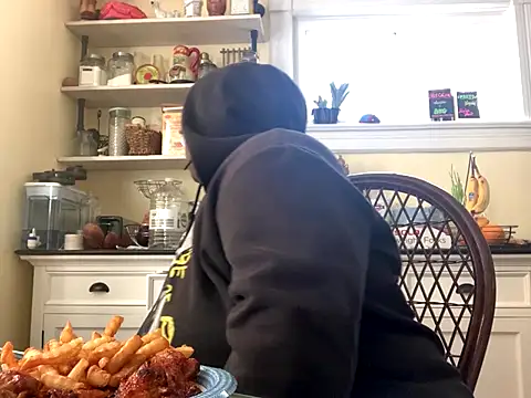 BigKittyRaven online show from January 8, 5:48 pm