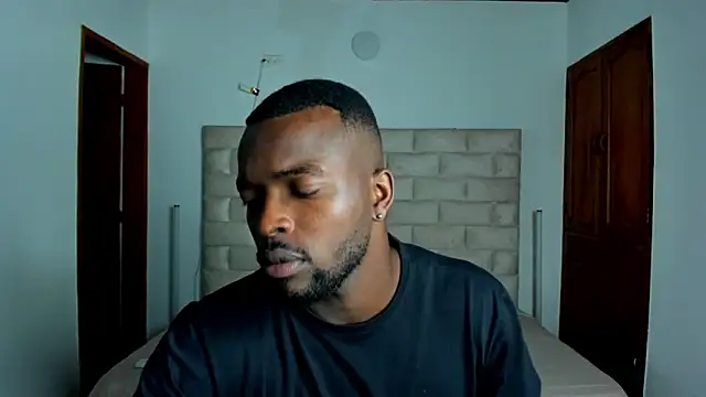 Dylan Taylor online show from March 1, 2:46 am