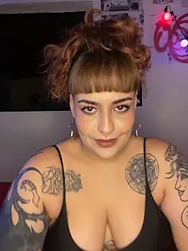 Snapshot of name_less_lulu chatting on February 18, 11:55 pm name less lulu online show from February 18, 11:55 pm