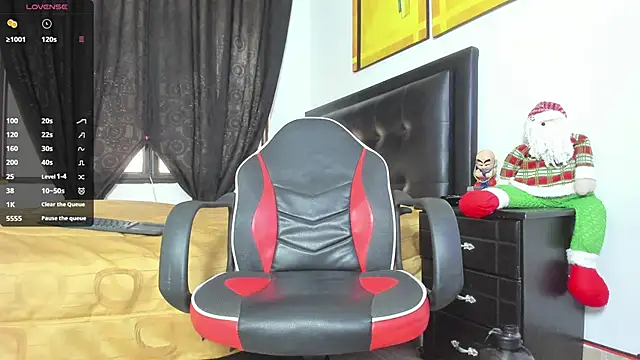 connor santtos online show from December 26, 2:27 pm