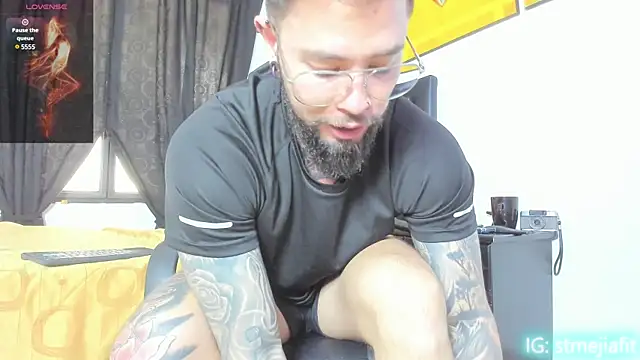 connor santtos online show from January 13, 6:16 pm