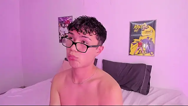 crushnier online show from December 13, 9:41 pm