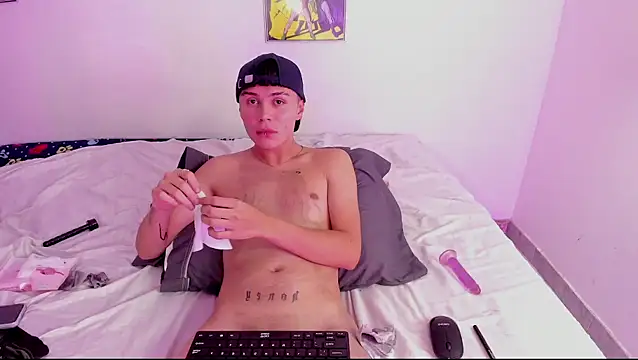 crushnier online show from January 14, 10:23 pm