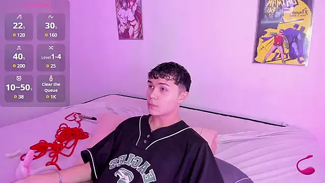 crushnier online show from March 11, 5:13 pm