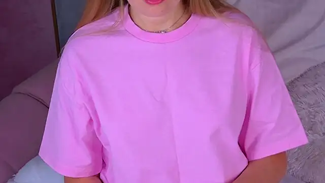 BeatriceEsmont online show from October 13, 7:25 pm