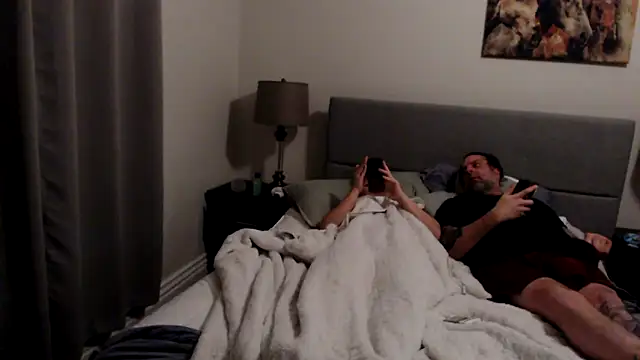 Snapshot of funcouple012 chatting on December 5, 3:59 am funcouple012 online show from December 5, 3:59 am