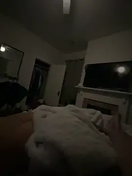 Snapshot of funcouple012 chatting on December 5, 9:50 am funcouple012 online show from December 5, 9:50 am