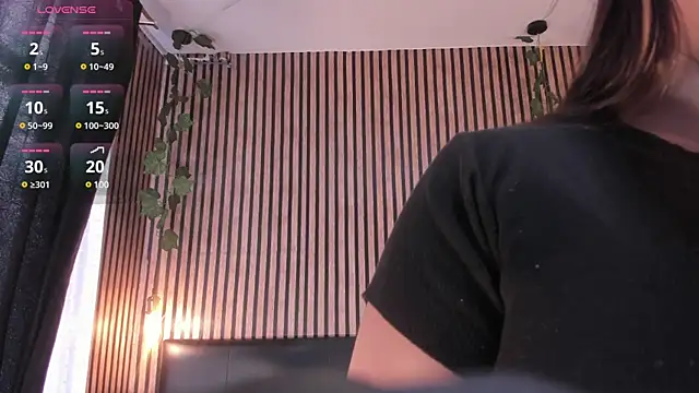 Victoria Ponce1 online show from February 24, 7:30 pm