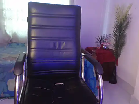 Snapshot of SexyMihika chatting on March 7, 8:13 am SexyMihika online show from March 7, 8:13 am