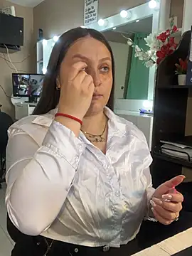 cherry coper online show from February 20, 1:55 pm