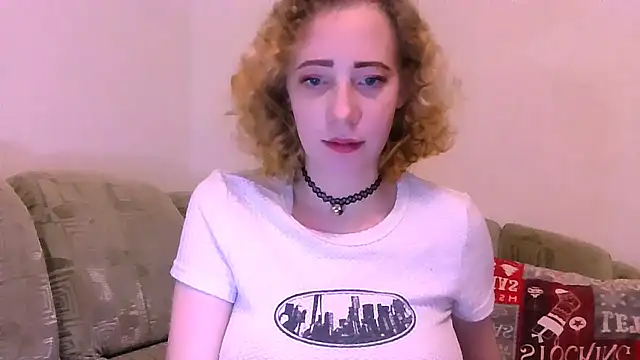 Snapshot of MelxMellie chatting on January 28, 9:40 pm MelxMellie online show from January 28, 9:40 pm