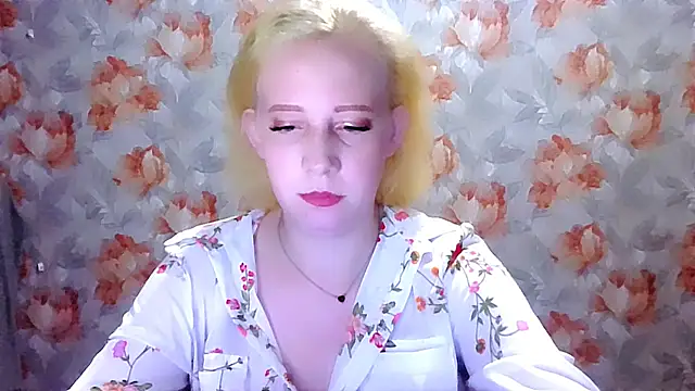 MelxMellie online show from June 15, 6:32 pm