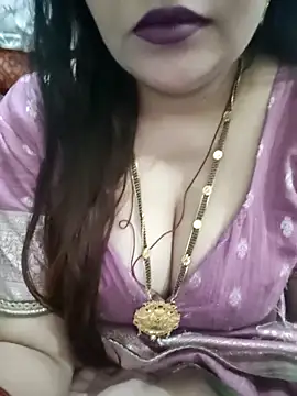 Snapshot of Mayuri77 chatting on March 1, 7:43 am Mayuri77 online show from March 1, 7:43 am