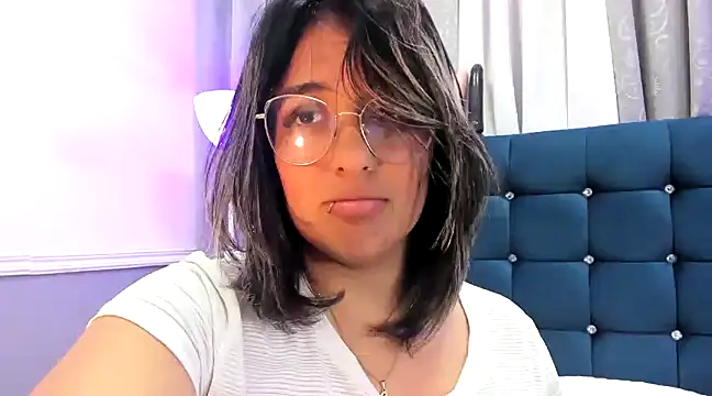 Pandoracherry online show from February 23, 9:00 am