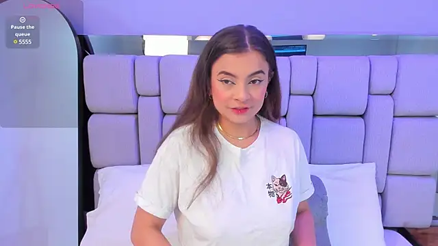 Mady collins  online show from March 19, 11:17 am