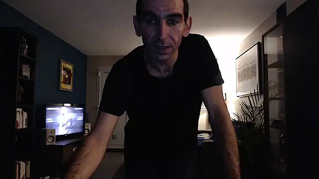 Snapshot of Samir_44200 chatting on December 5, 5:50 pm Samir 44200 online show from December 5, 5:50 pm