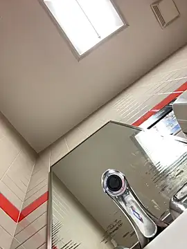 Snapshot of shyfr34k chatting on February 23, 7:07 pm shyfr34k online show from February 23, 7:07 pm