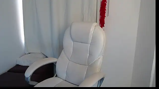 Xileny-Halliwey online show from October 19, 1:34 pm