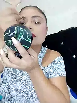 Snapshot of ElizabethWeil chatting on October 22, 2:39 pm ElizabethWeil online show from October 22, 2:39 pm